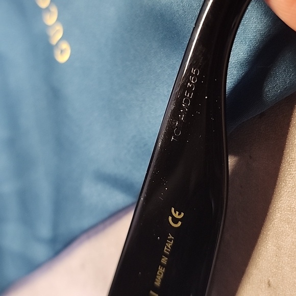 Gucci Sunglasses - Picture 9 of 11